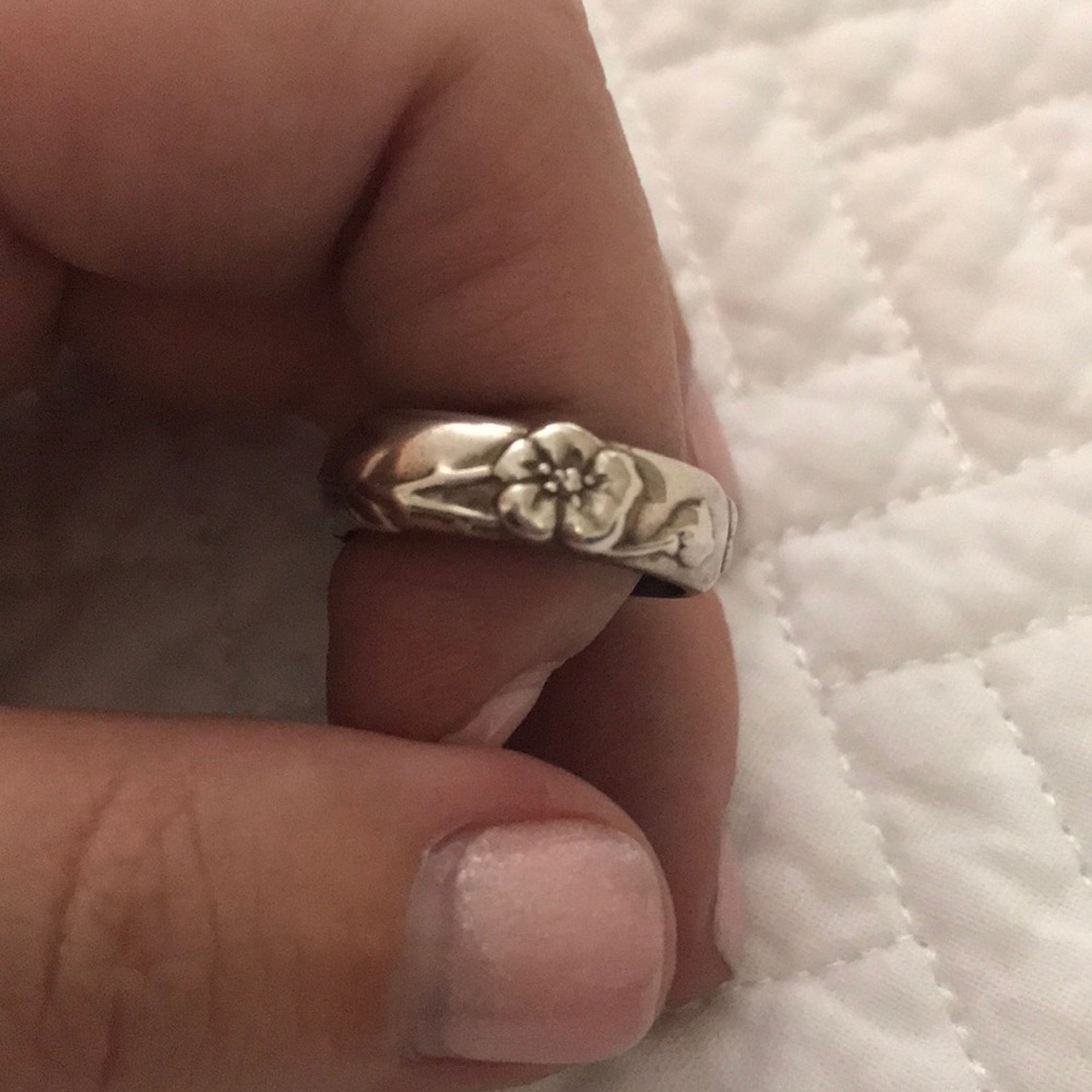 Tiffany & Co. Flower Ring Size 7